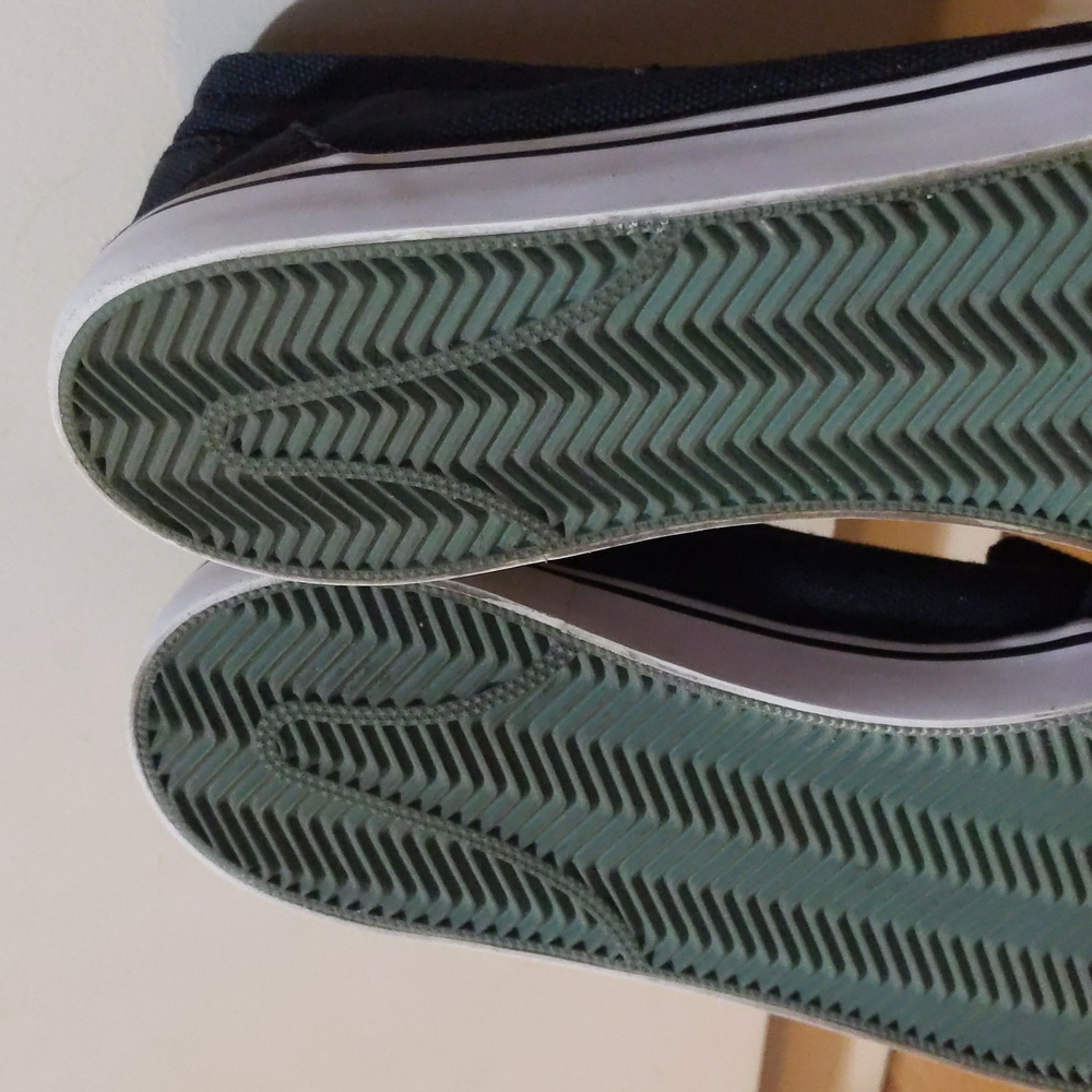 LNC RARE VINTAGE‼️ Nike Navy Blue and White Tie-Up Flats, size 9.5 US LIKE NEW! - Picture 6 of 8
